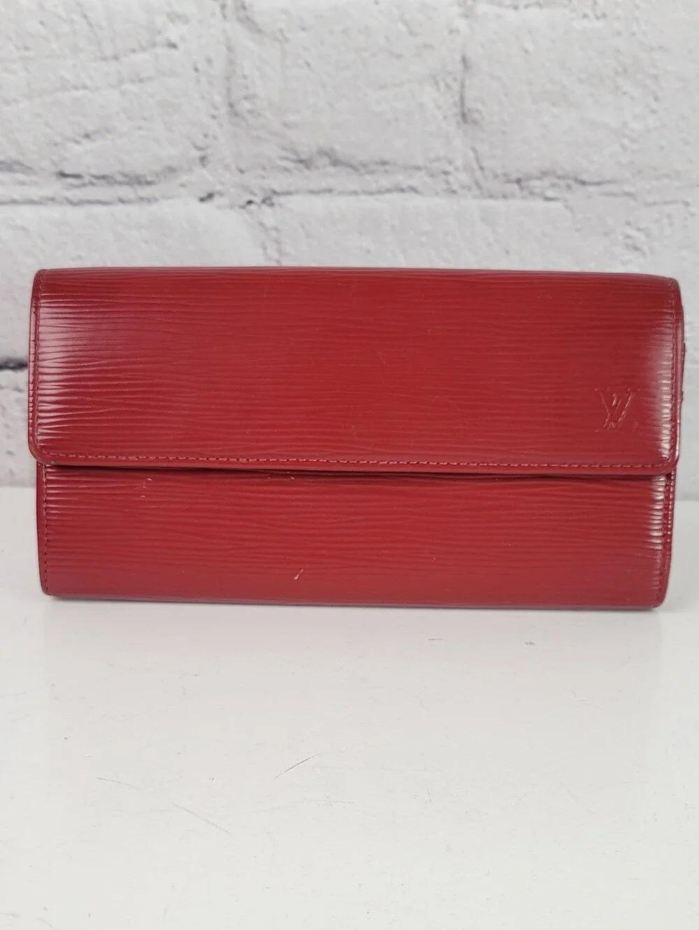 LOUIS VUITTON Red Epi Leather Sarah Wallet